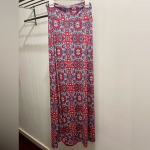 GILLI XS PETITE MAXI SKIRT